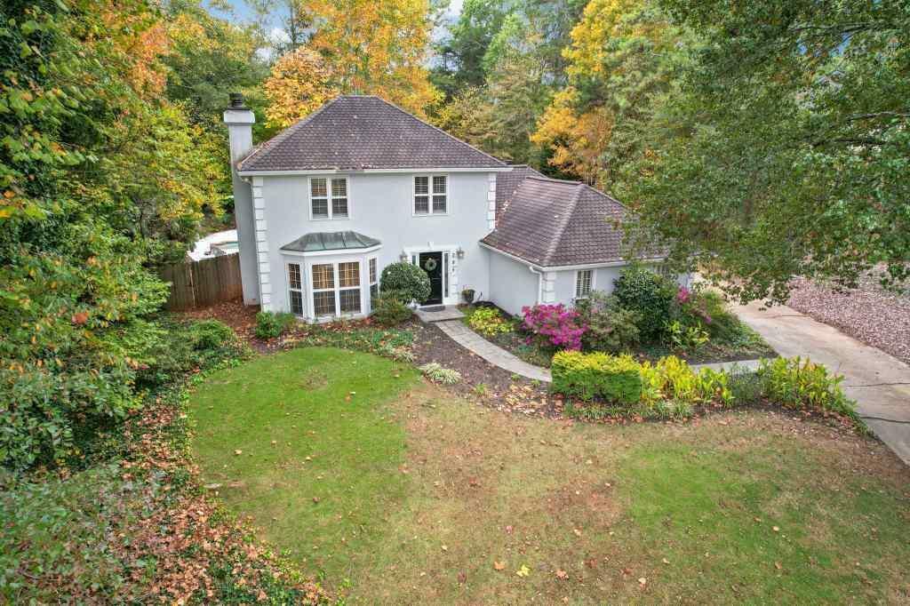 Property Photo:  285 Walnutwood Trail  GA 30075 