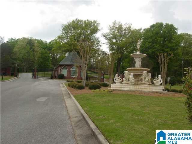 Property Photo:  520 Highland Lakes Boulevard 7  AL 36207 