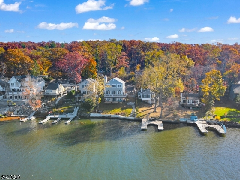 Property Photo:  3 Lake Park Ter  NJ 07421 