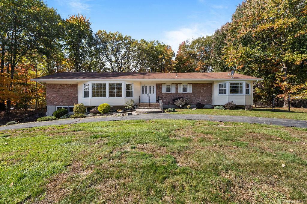 Property Photo:  3 Dixwell Road  NY 10956 