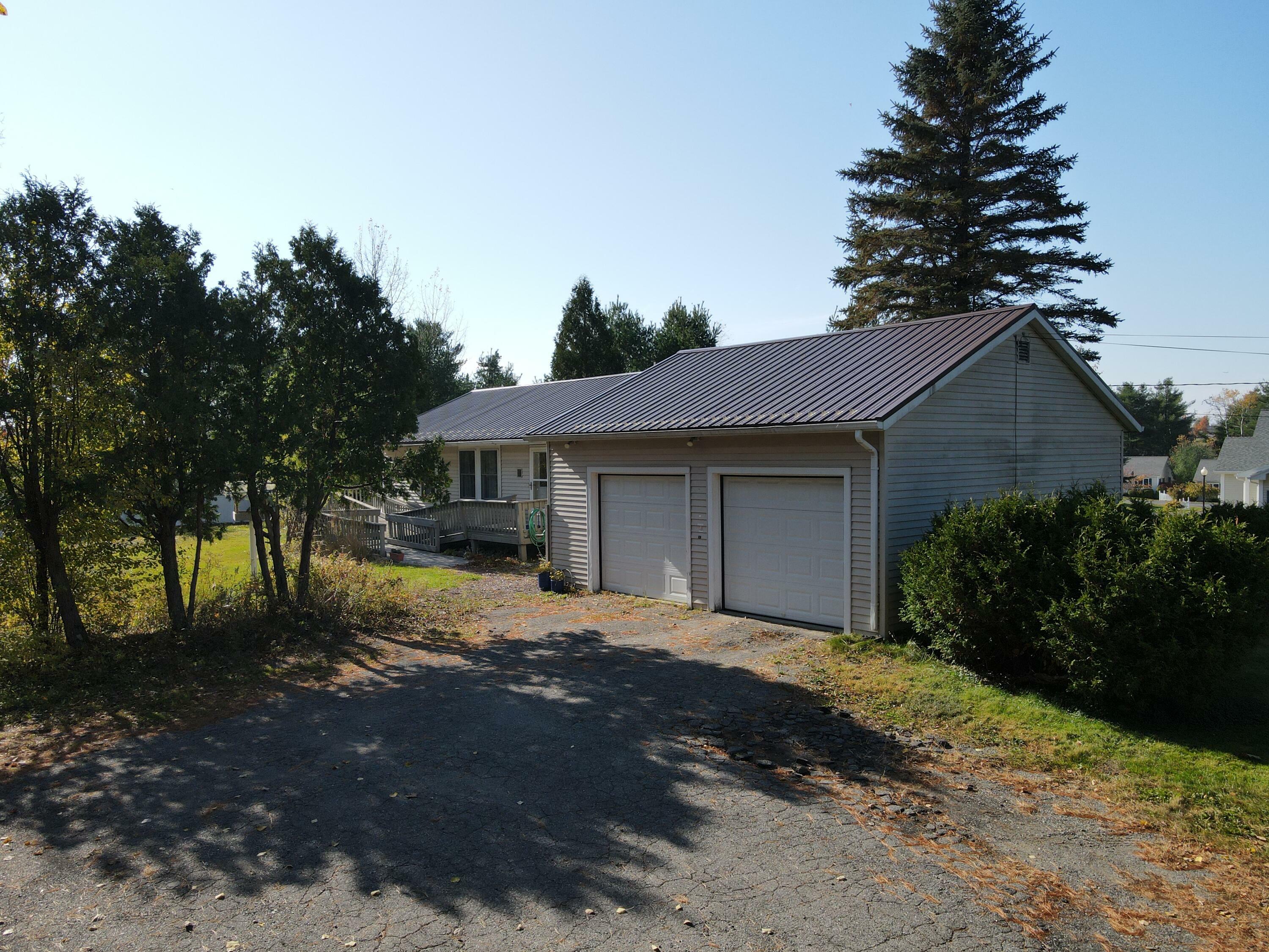 Property Photo:  785 Mt Hope Avenue  ME 04401 