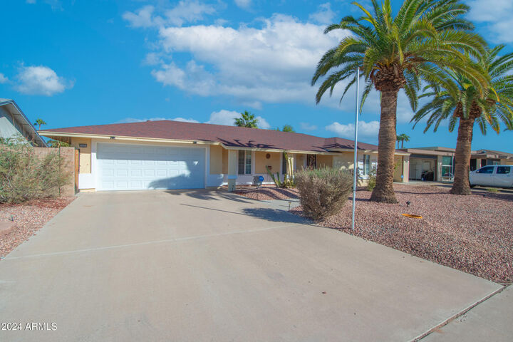 Property Photo: 14467 N Boswell Boulevard AZ 85351