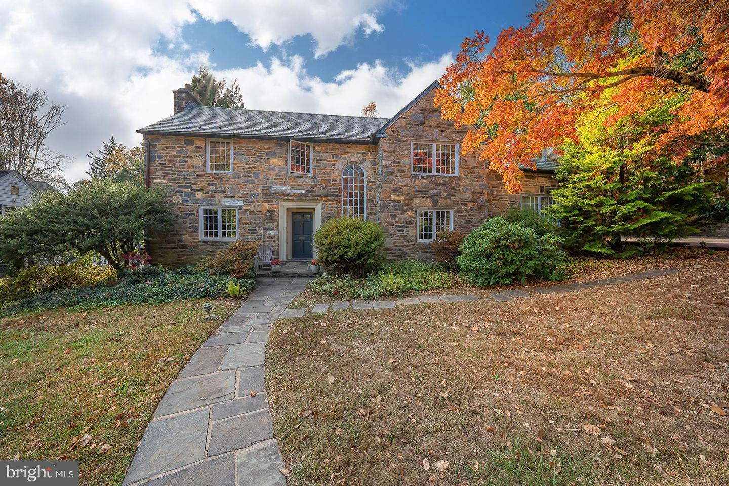 Property Photo:  124 Farwood Road  PA 19096 