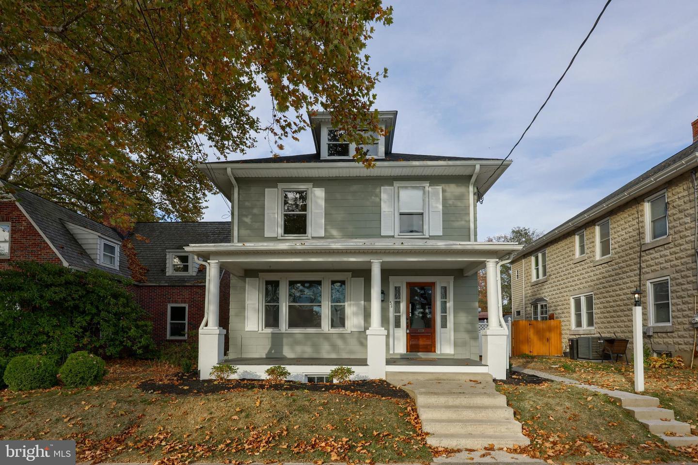 Property Photo: 51 W Lincoln Avenue PA 17543