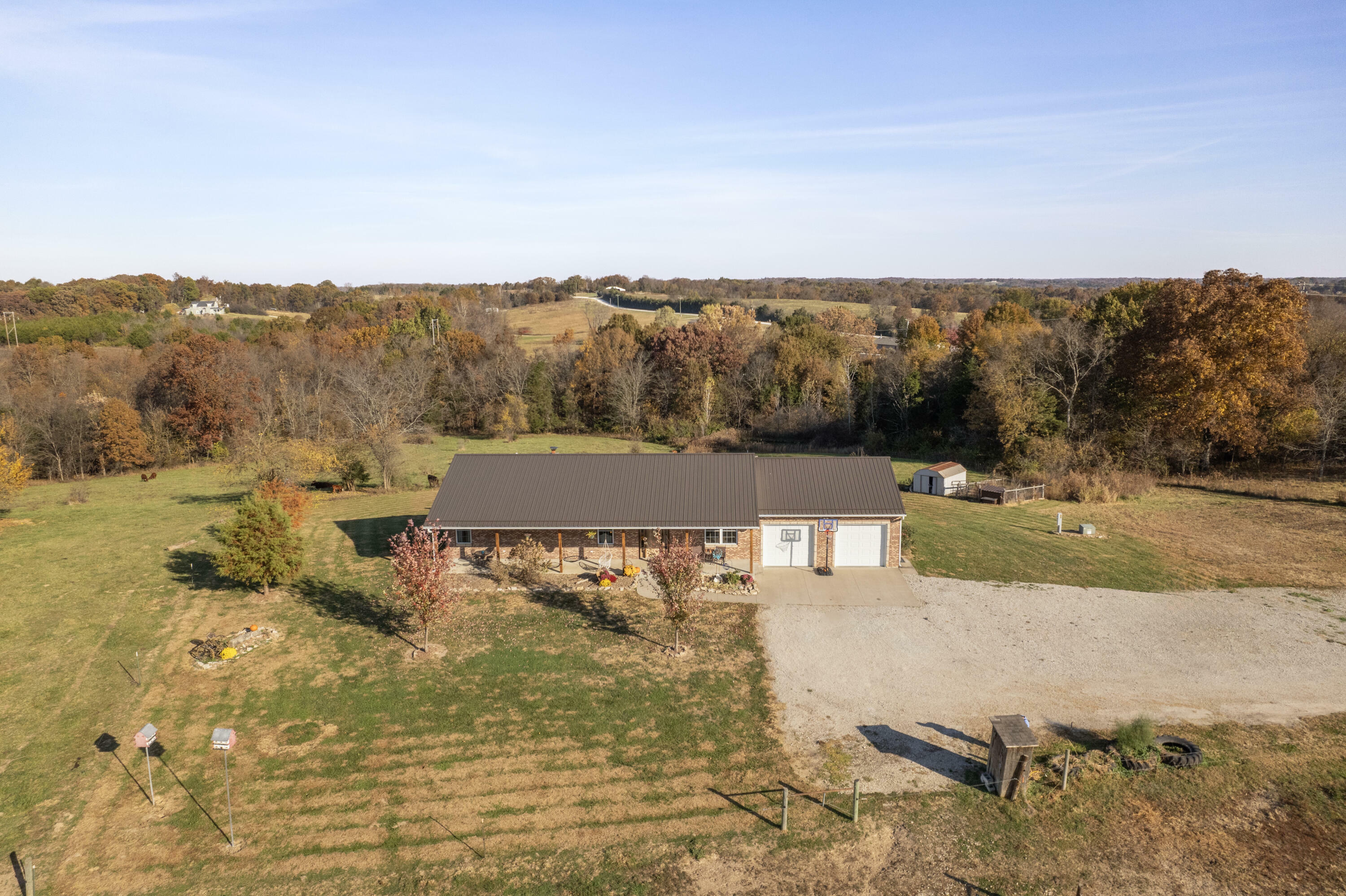 Property Photo:  5752 County Road 480  MO 65080 