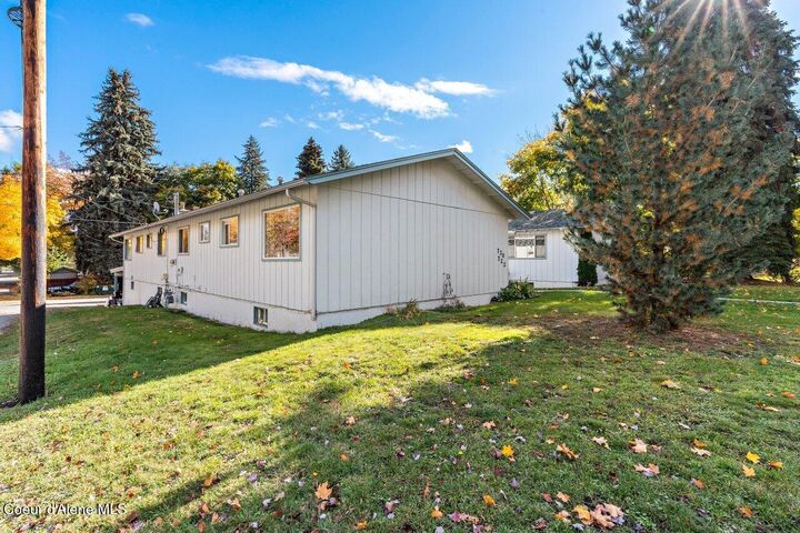 MLS2410418 716 N 10th St, Coeur D'Alene, ID 83814