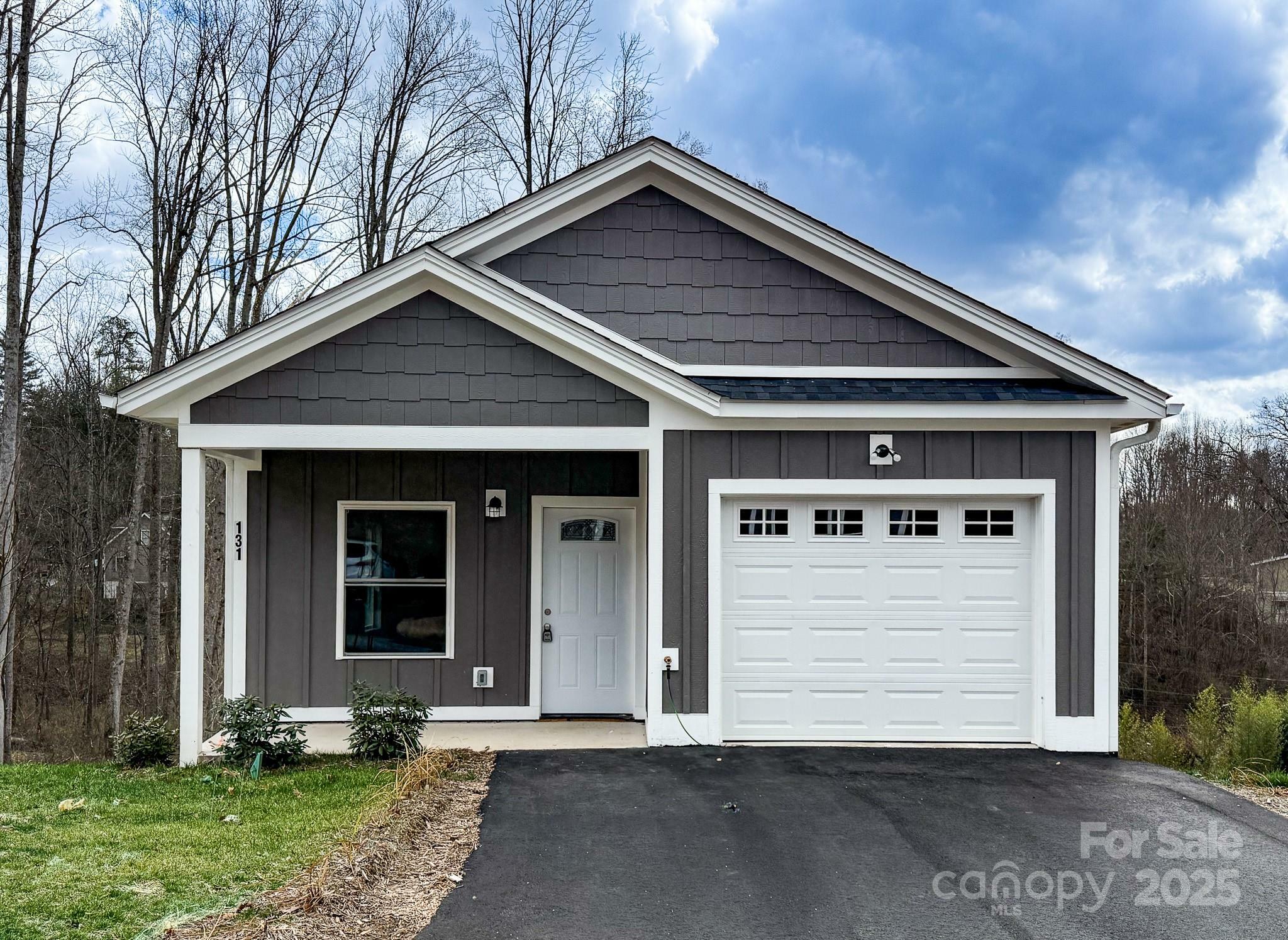 Property Photo: 131 Northbend Drive NC 28804