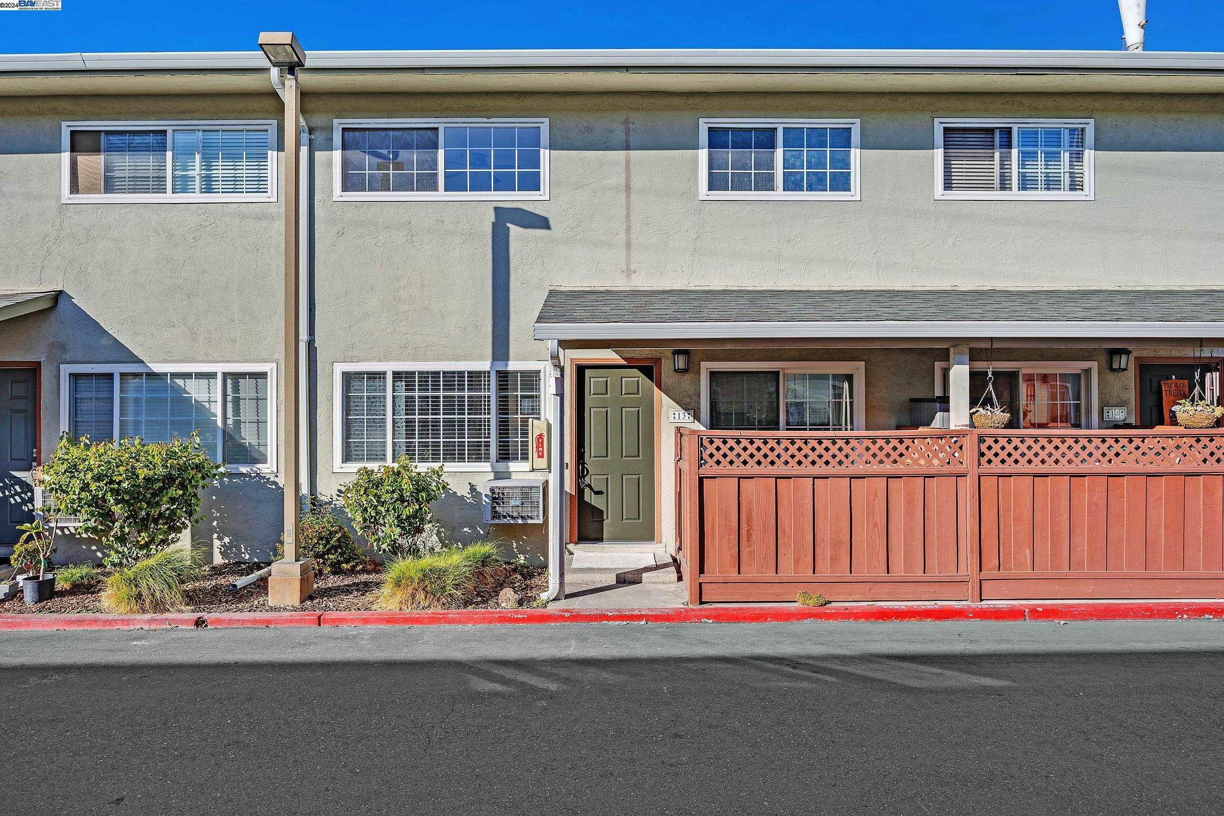 Property Photo:  740 Fargo Ave 13  CA 94579 