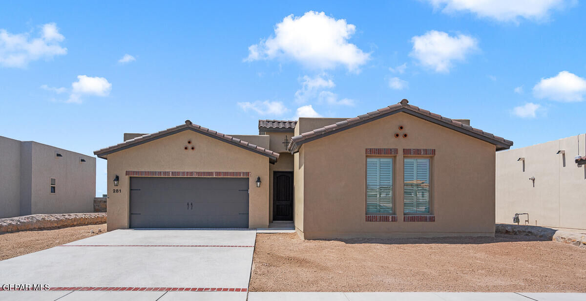 Property Photo:  909 Alcestor Place  TX 79928 