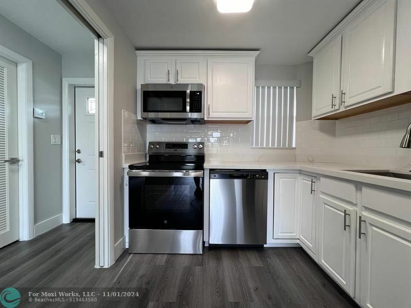 Property Photo:  8900 Washington 118  FL 33025 