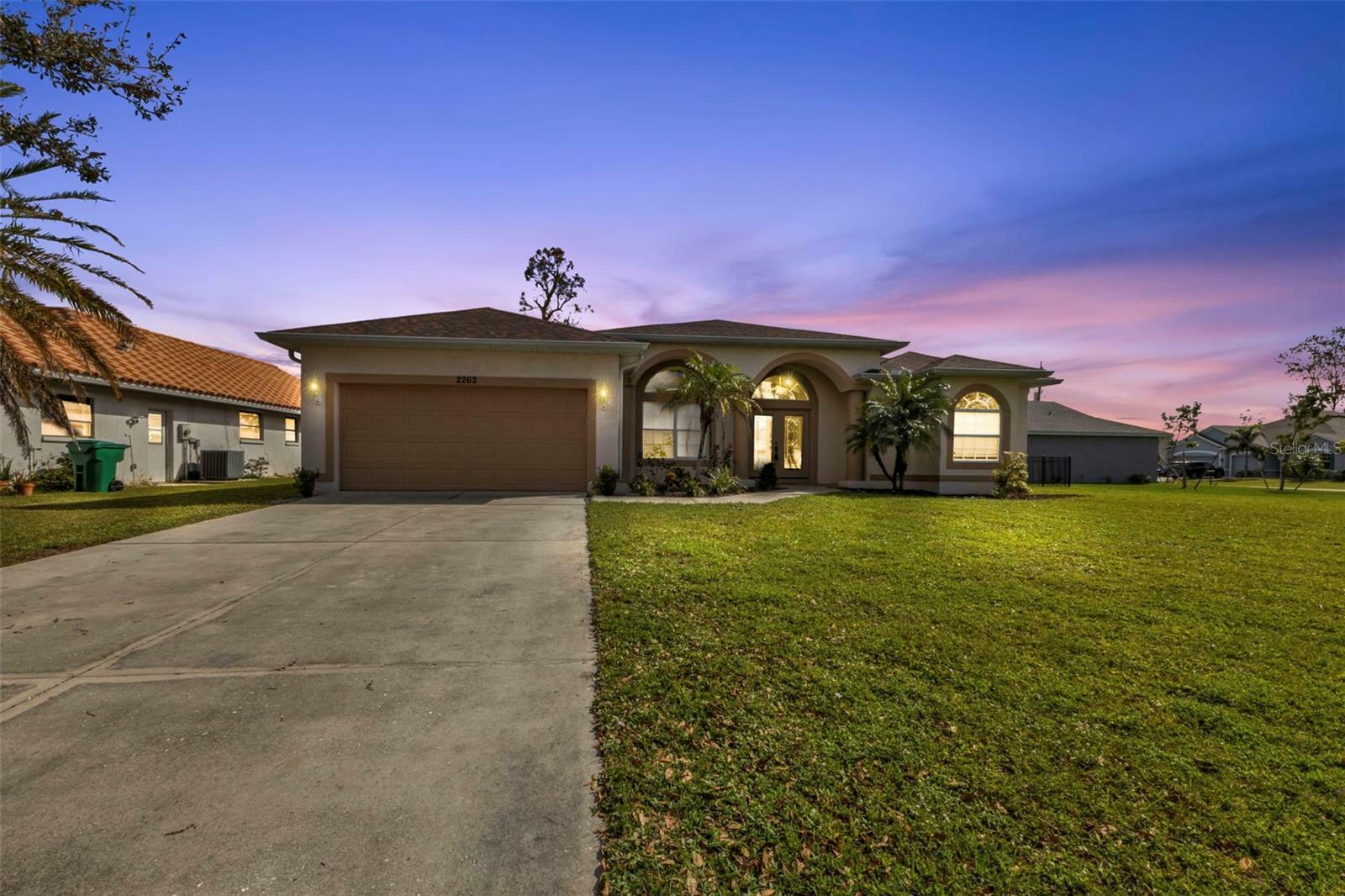 Property Photo:  2262 Rio De Janeiro Avenue  FL 33983 