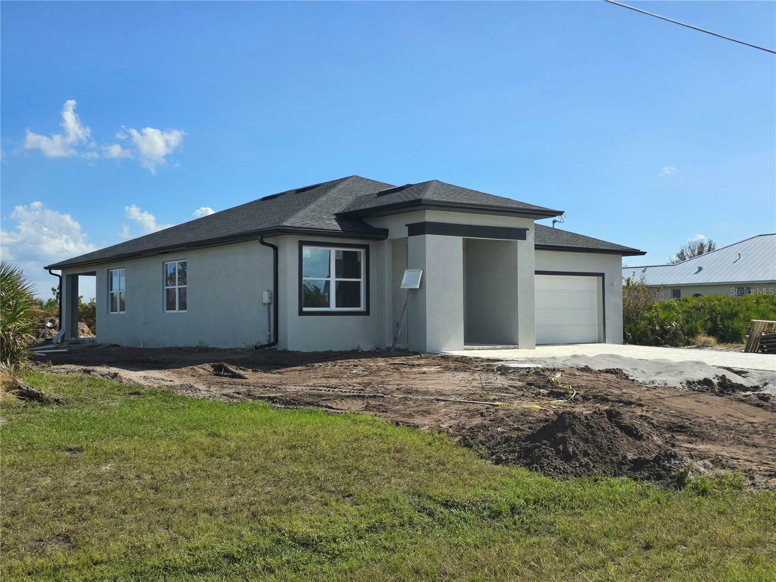 Property Photo:  384 Baytree Drive  FL 33947 