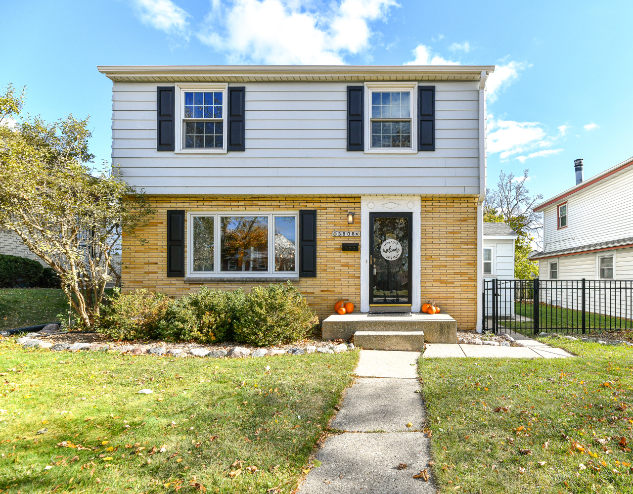 Property Photo: 3808 N 100th St WI 53222