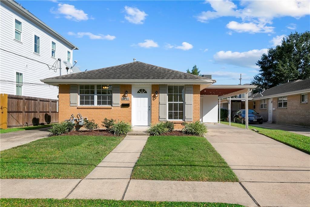 Property Photo: 6441-43 Avenue A LA 70124