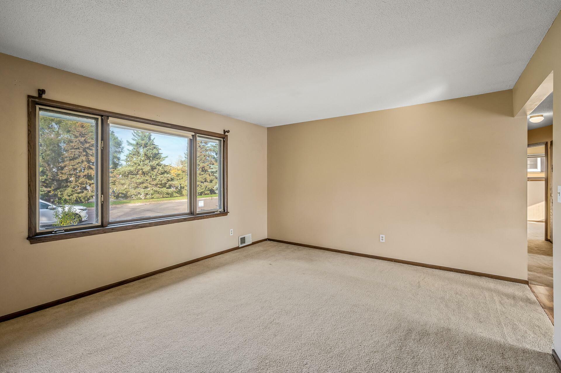 Property Photo:  1244 Cope Court E  MN 55109 