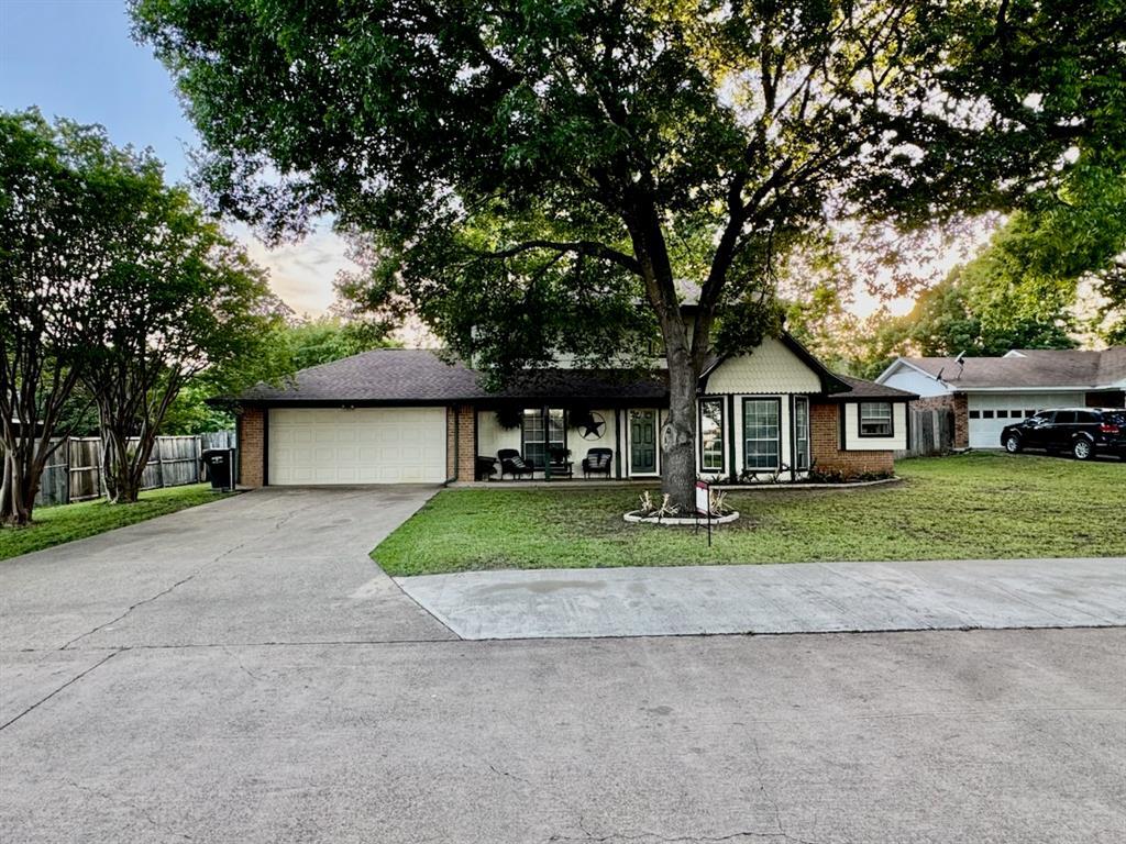 Property Photo: 710 Clearman Drive TX 75114
