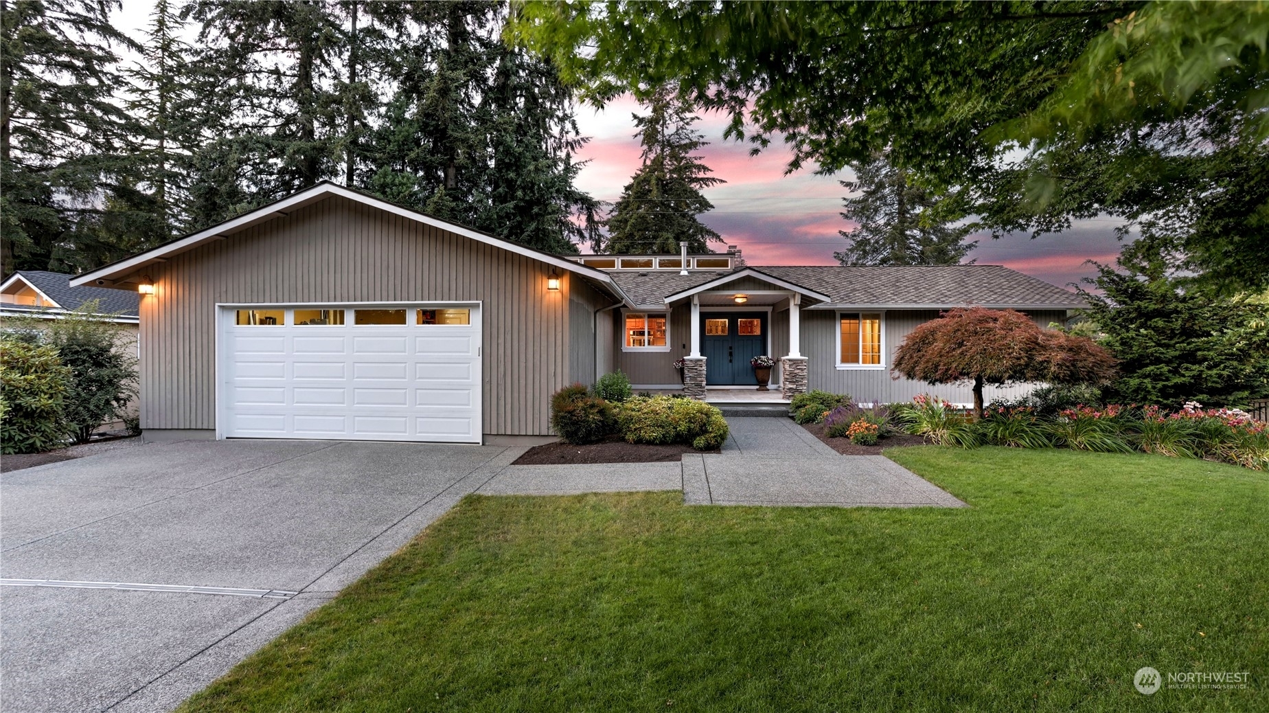 Property Photo:  14426 SE 169th Street  WA 98058 