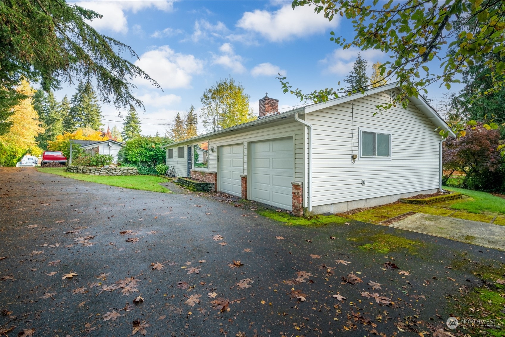 Property Photo:  6016 183rd Street SW  WA 98037 