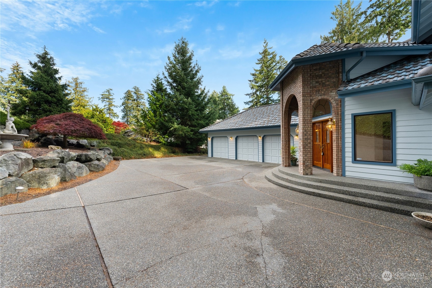 Property Photo:  234 Skagit Way  WA 98257 