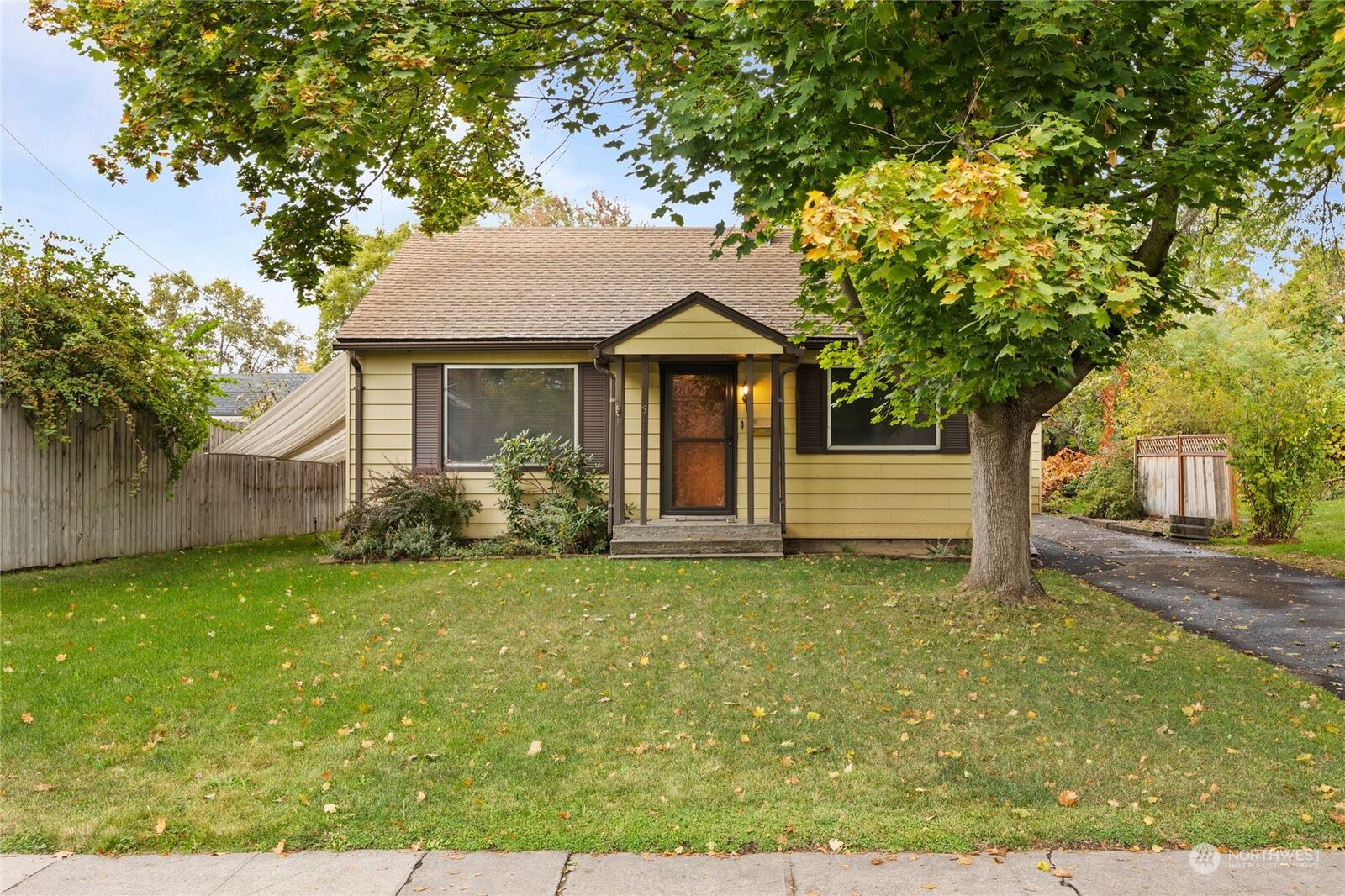 Property Photo:  1311  Walla Walla Avenue  WA 99362 