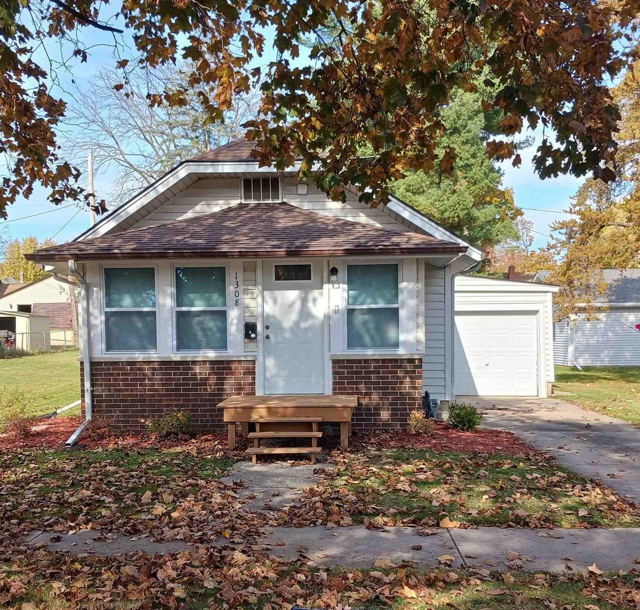 Property Photo:  1308 Mole Avenue  WI 53548 