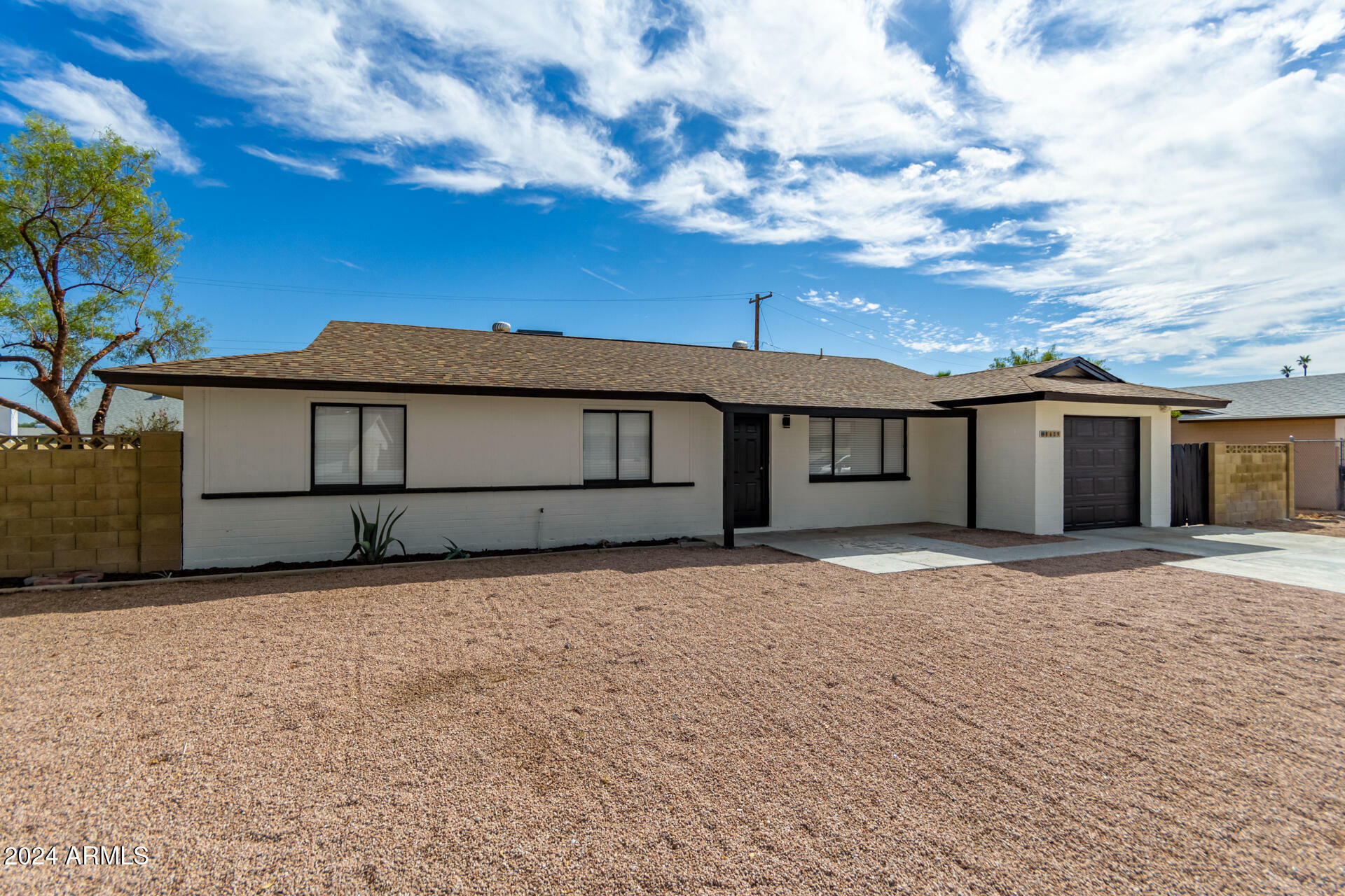 Property Photo:  8609 N 33rd Avenue  AZ 85051 