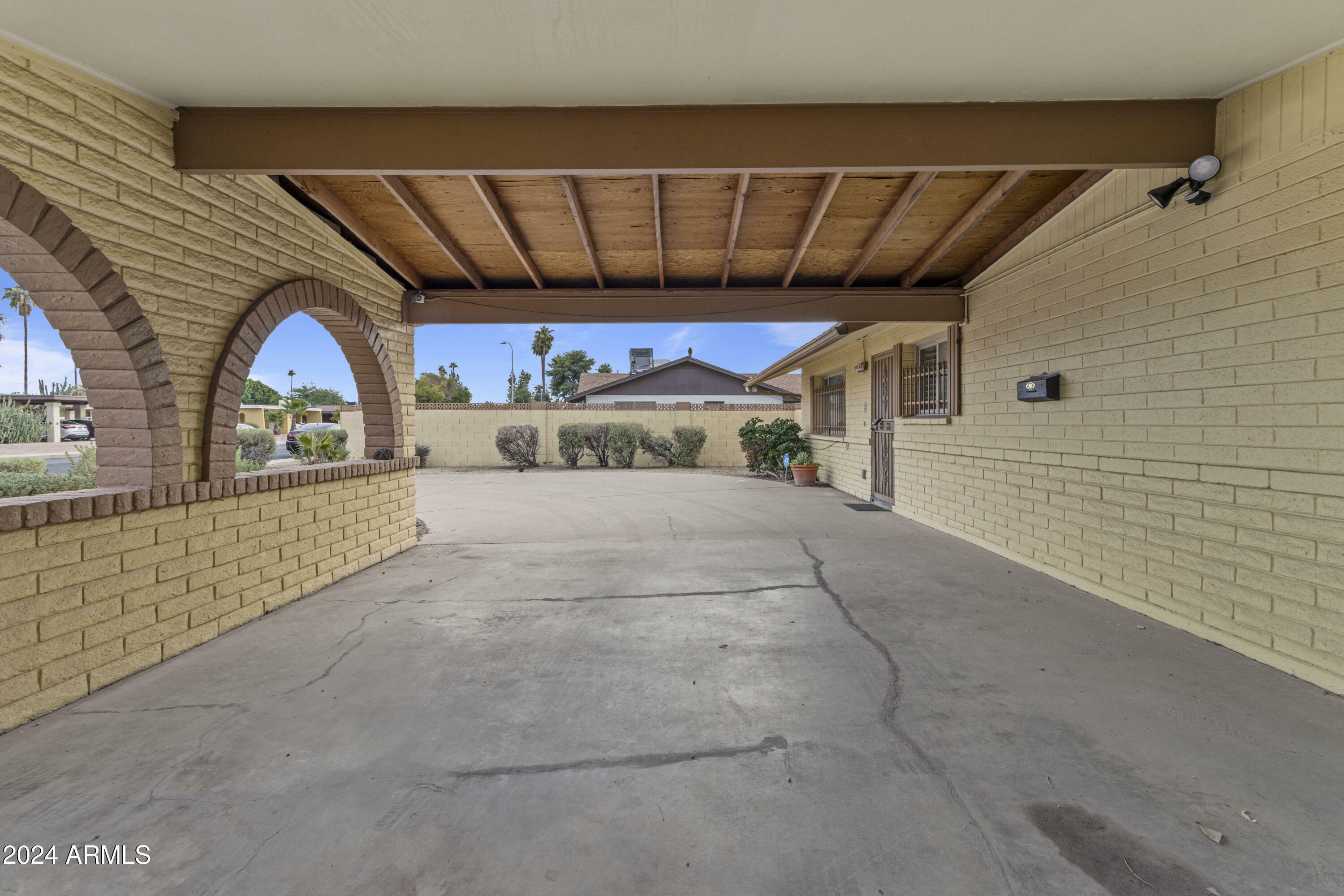 Property Photo:  4812 S La Rosa Drive  AZ 85282 