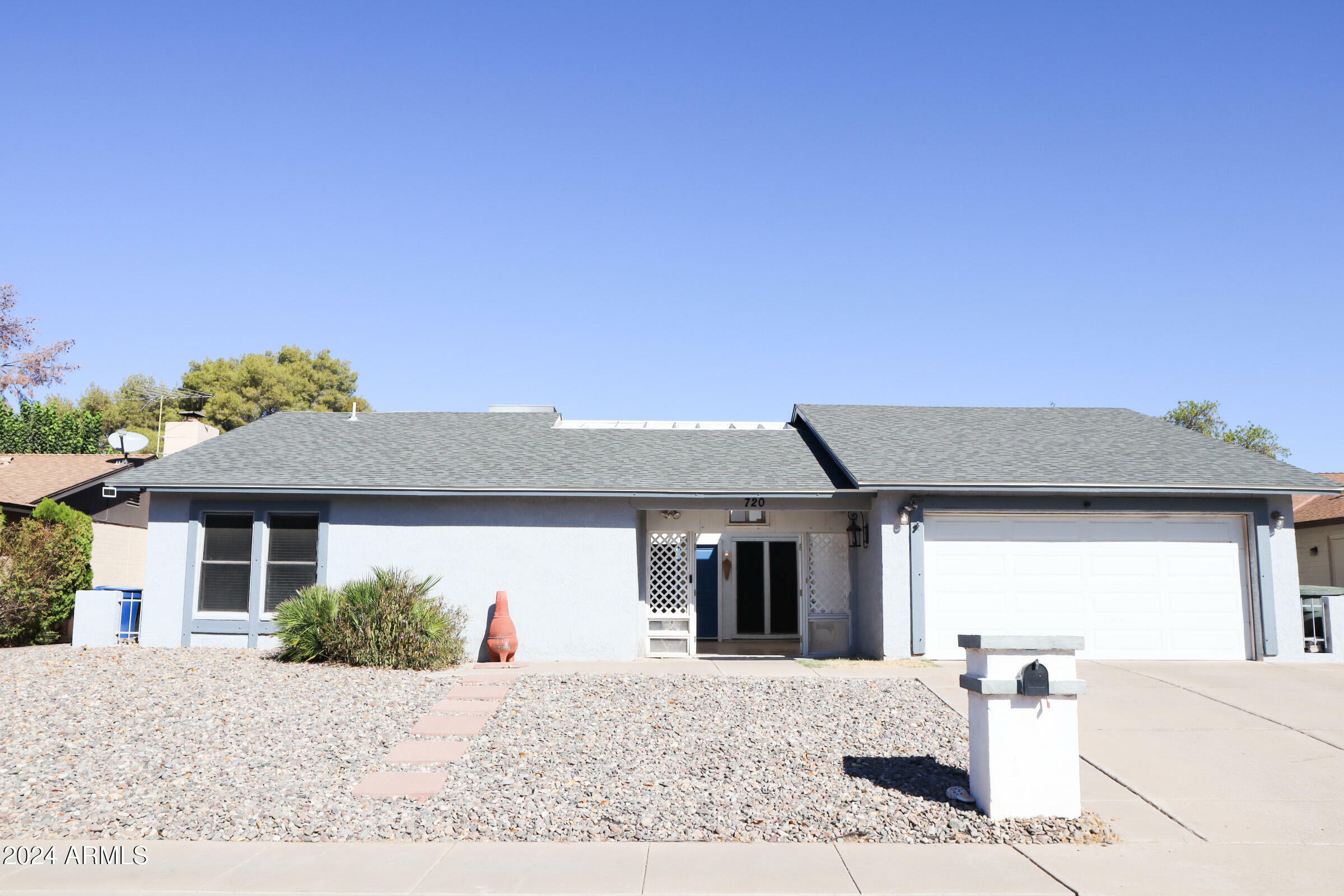 Property Photo:  720 E Chilton Drive  AZ 85283 