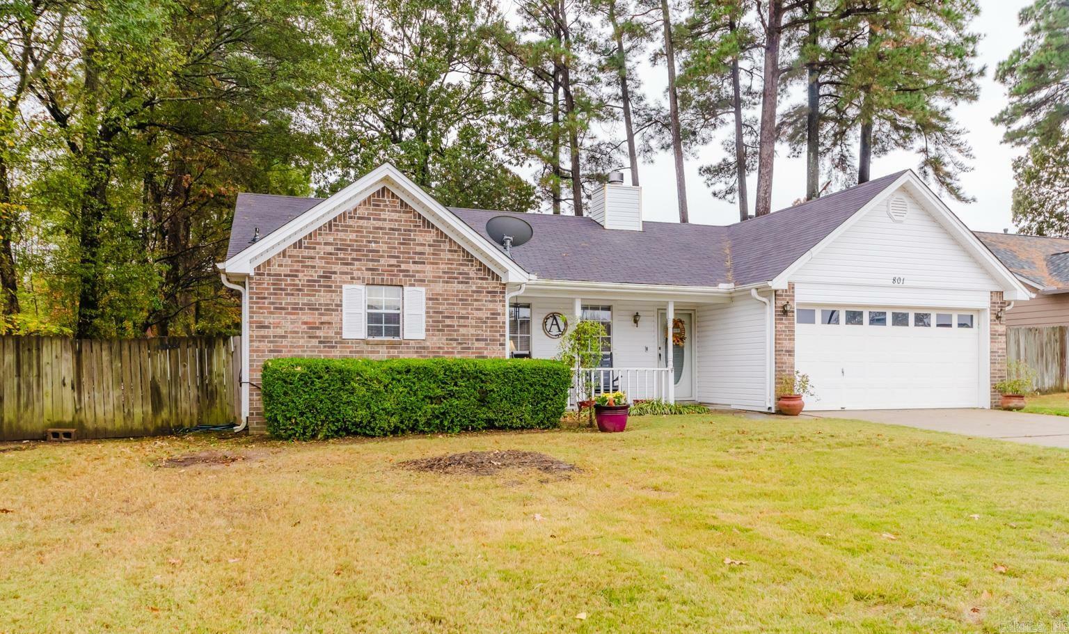 Property Photo:  801 Edgewood  AR 72022 