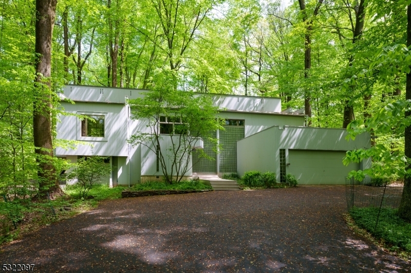 Property Photo:  57 Raven Rock Rd  NJ 08559 