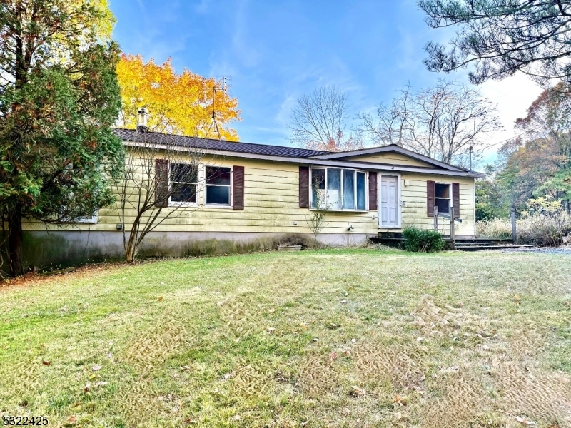 Property Photo:  45 Pine St  NJ 07863 