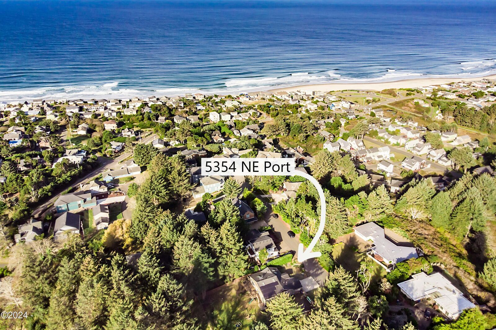 Property Photo:  5354 NE Port Lane  OR 97367 
