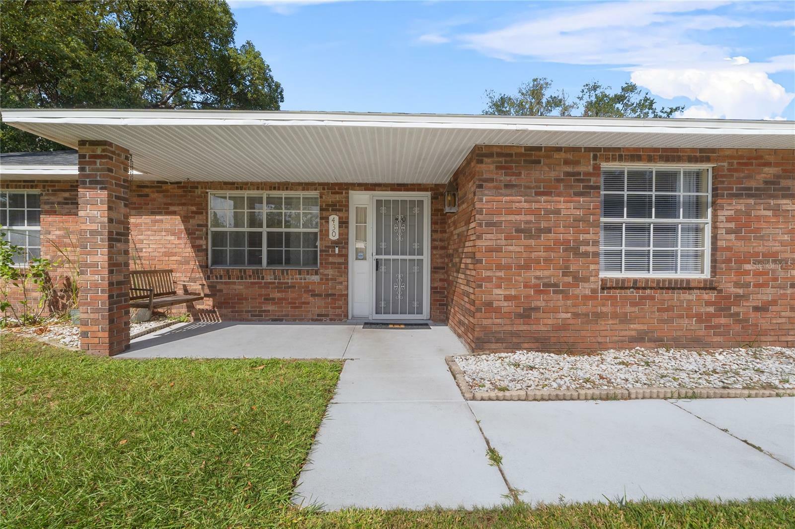 Property Photo:  430 Park Lane  FL 33830 