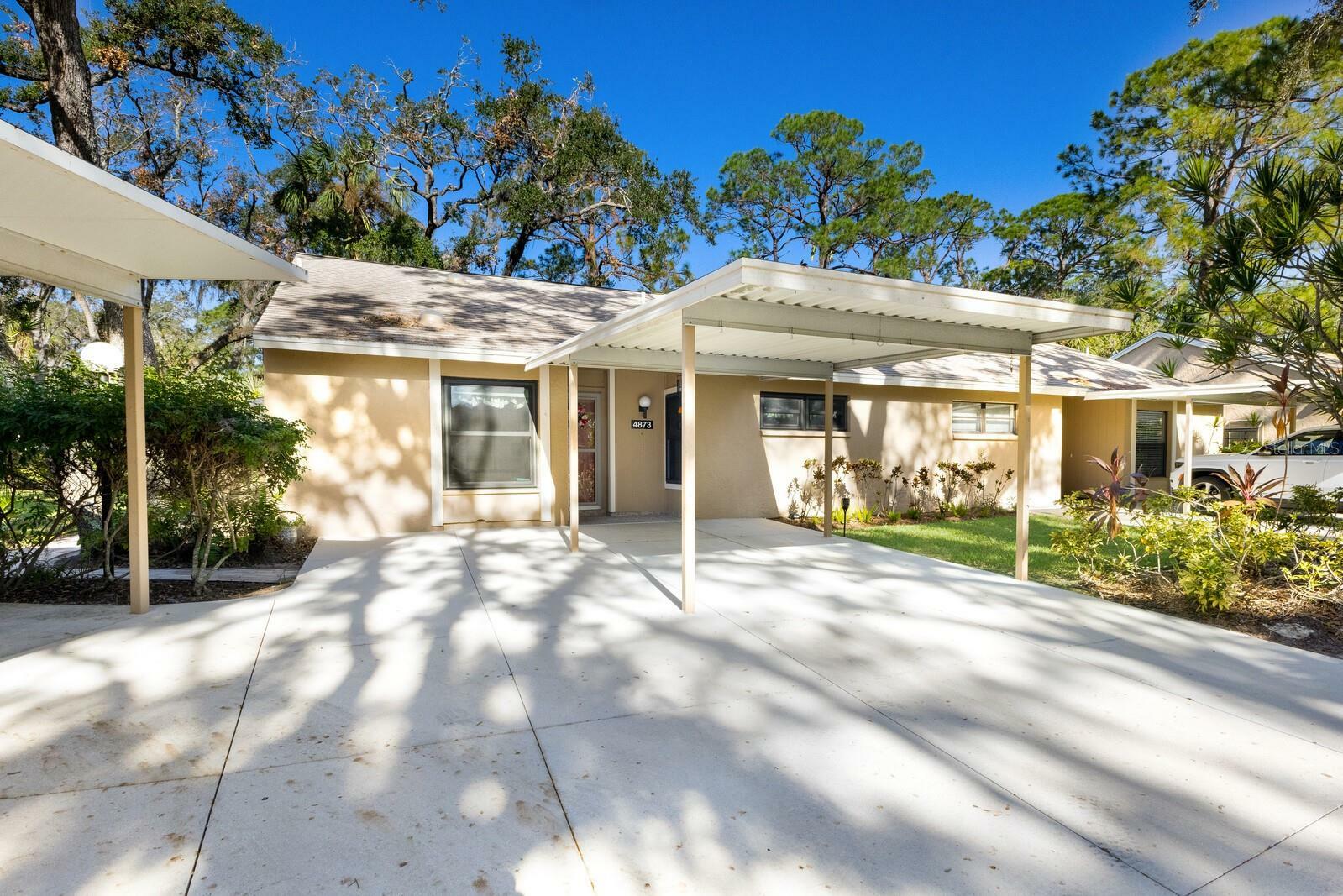 Property Photo: 4873 Village Gardens Drive 191 FL 34234