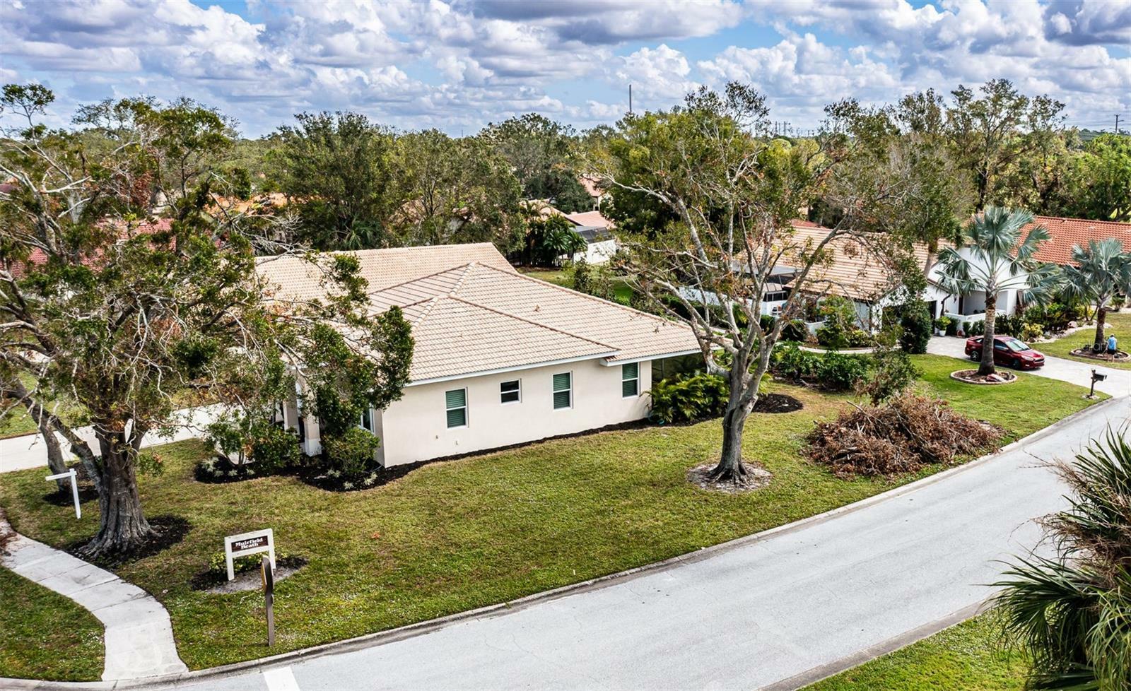 Property Photo:  4756 Ringwood Meadow  FL 34235 