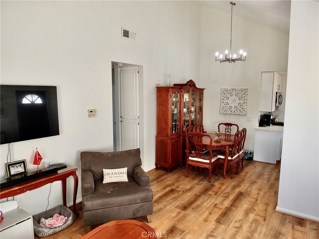 Property Photo:  729 S Knott Avenue 204  CA 92804 