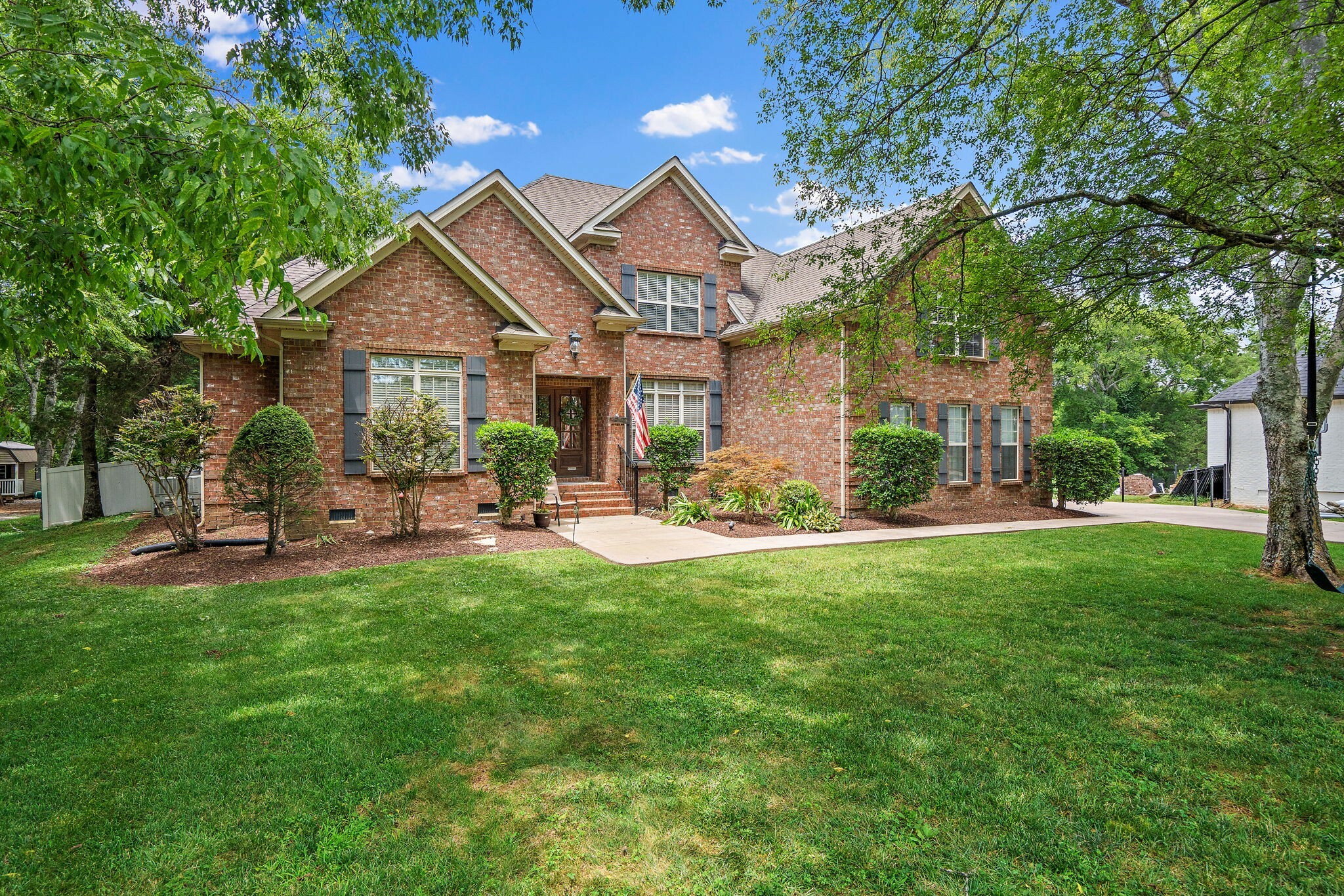 Property Photo:  357 Creekview Dr  TN 37128 