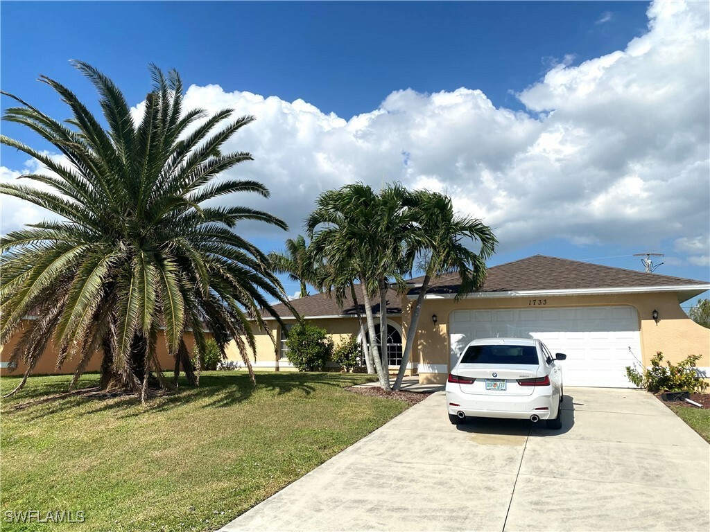 Property Photo:  1733 SW 40th Terrace  FL 33914 