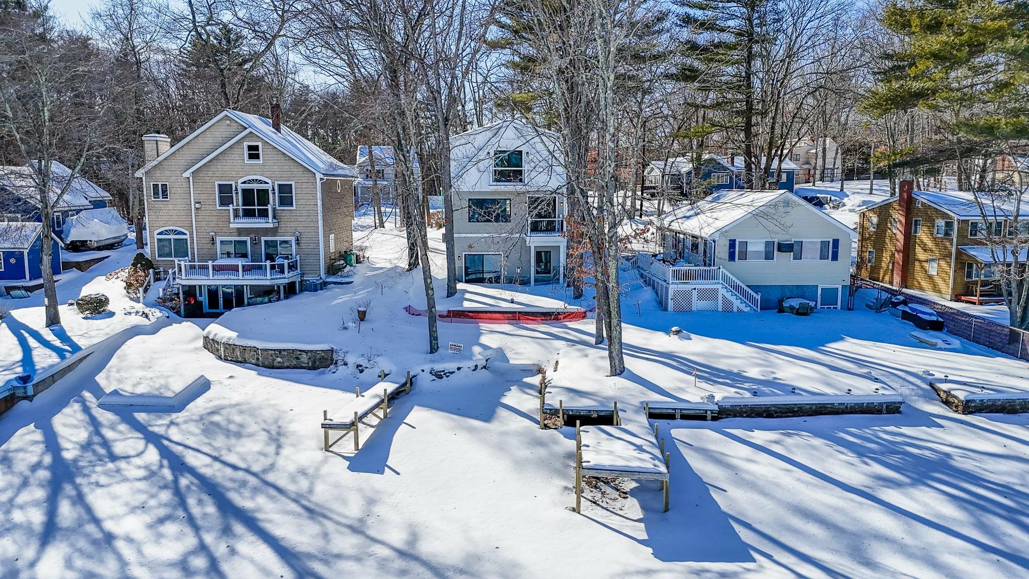 Property Photo:  301 Shore Drive  NH 03079 