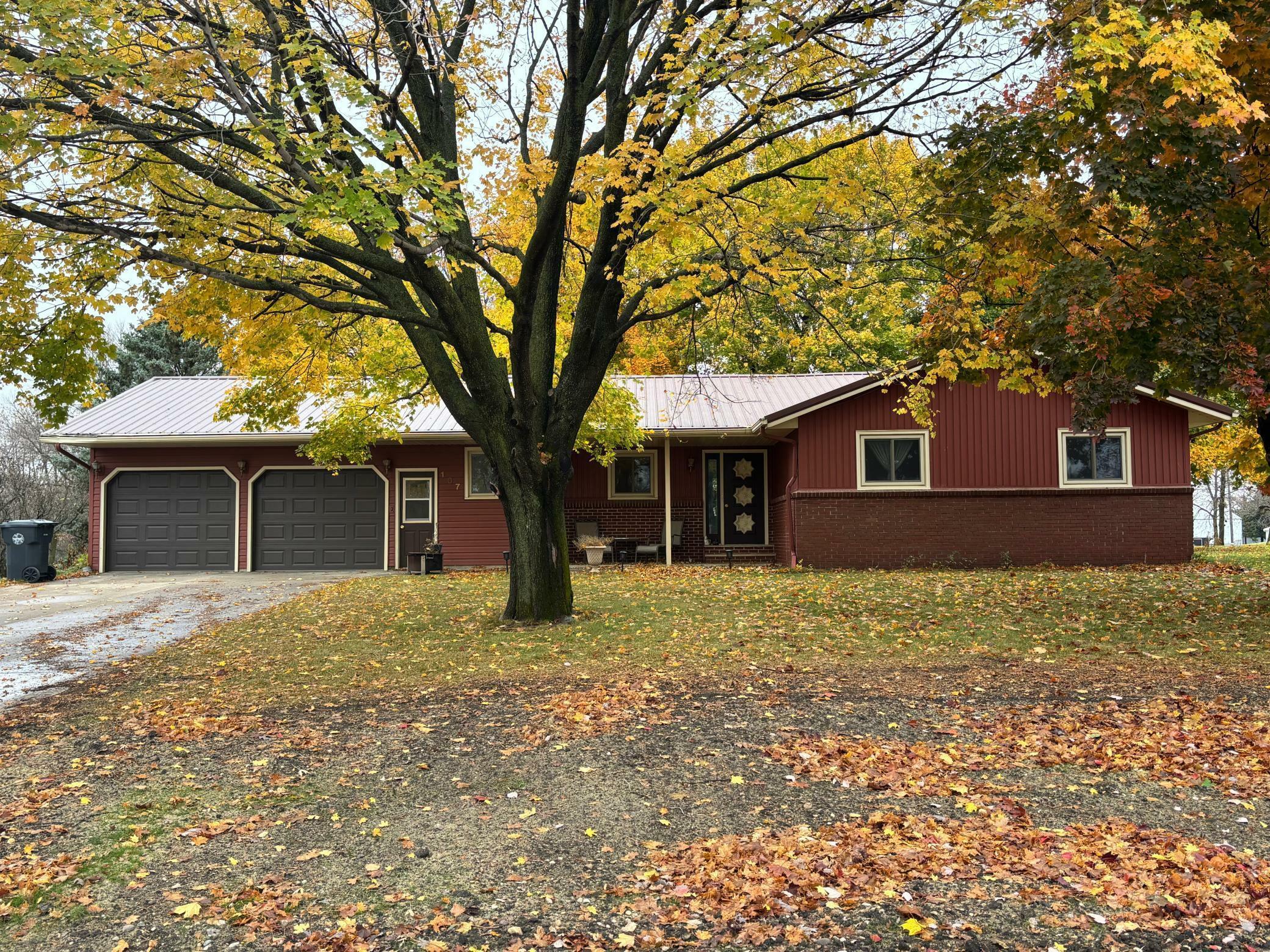 Property Photo: 107 Golf Course Drive IA 50514
