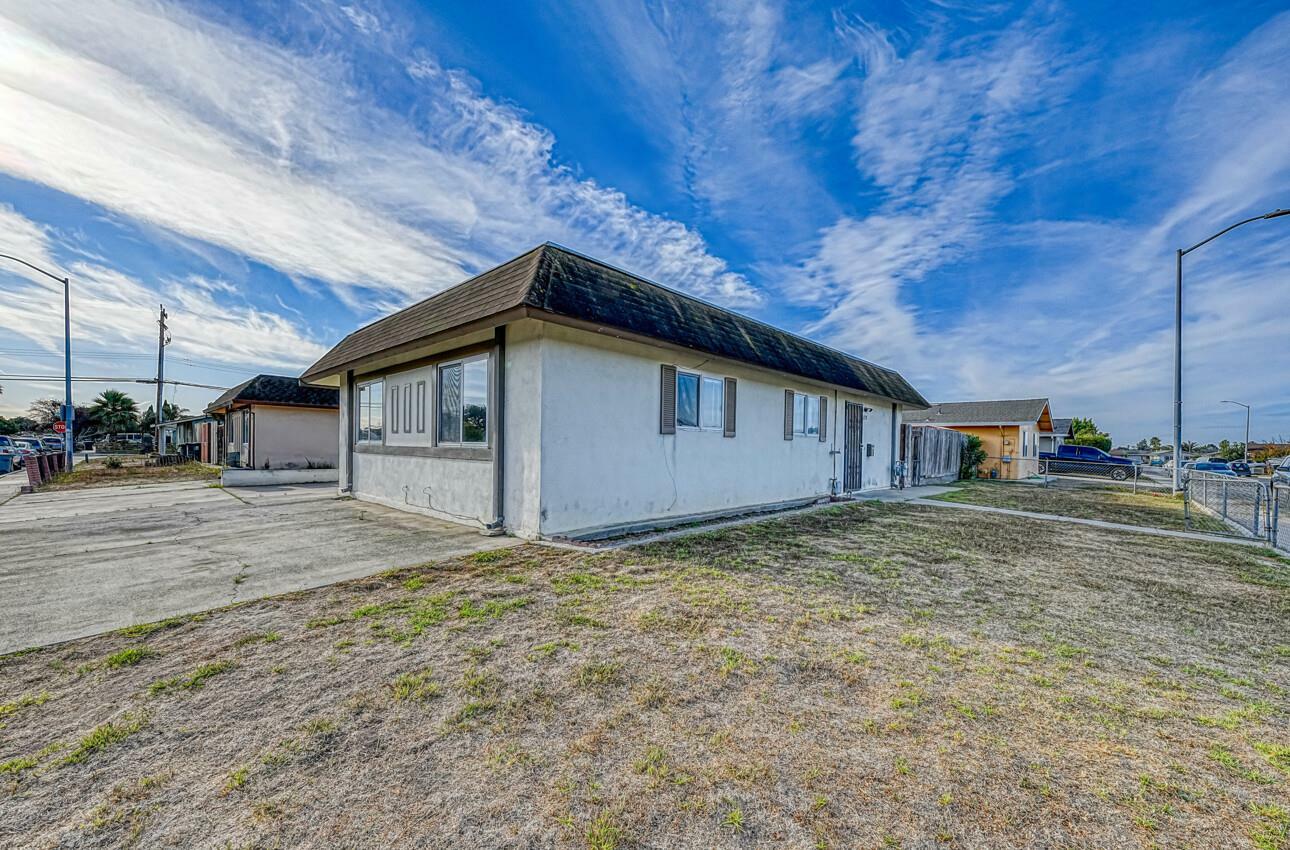 1258 Caoba Way  Salinas CA 93905 photo