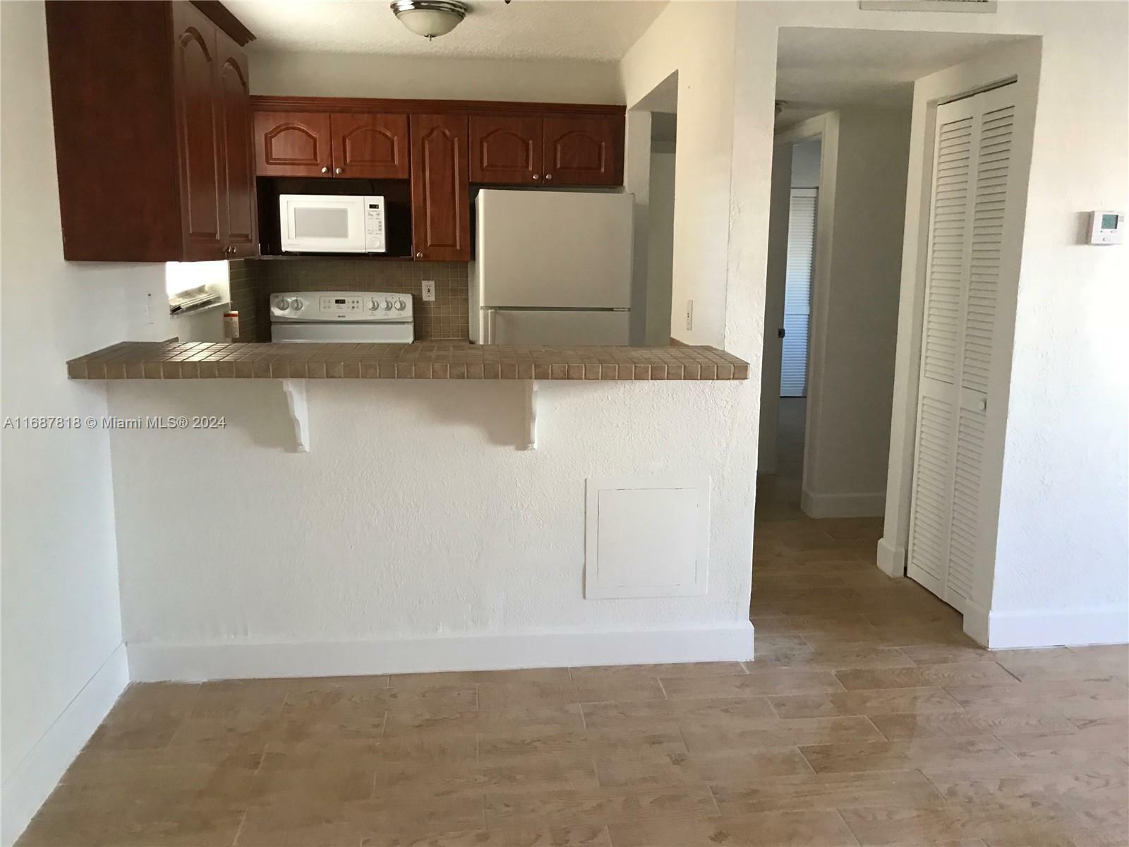 Property Photo:  444 SW 4th St 101  FL 33130 