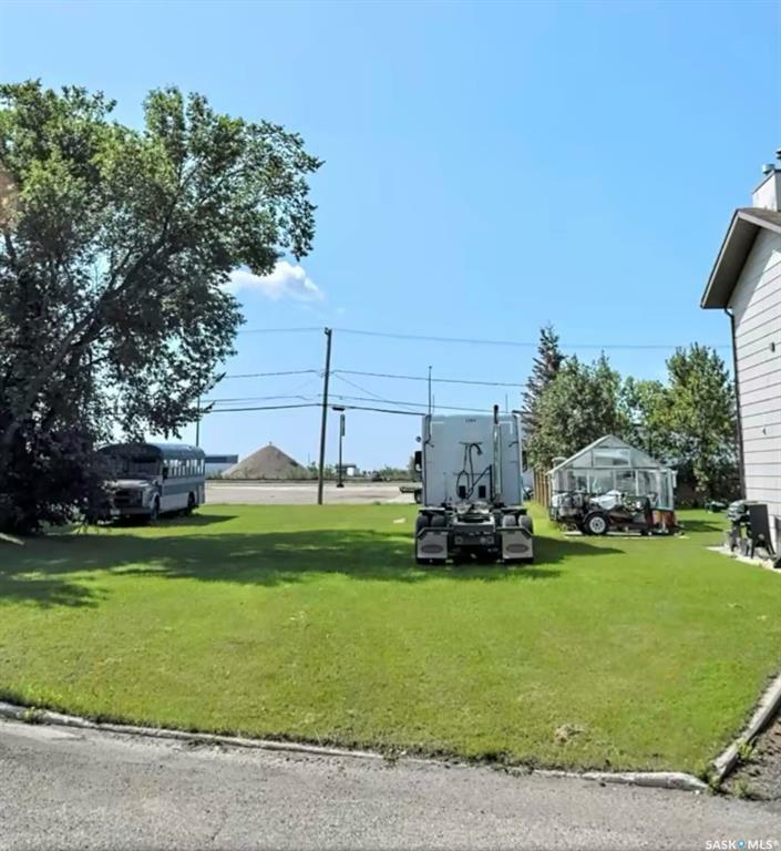 Property Photo:  12 Shannon Crescent  SK S0K 2M0 