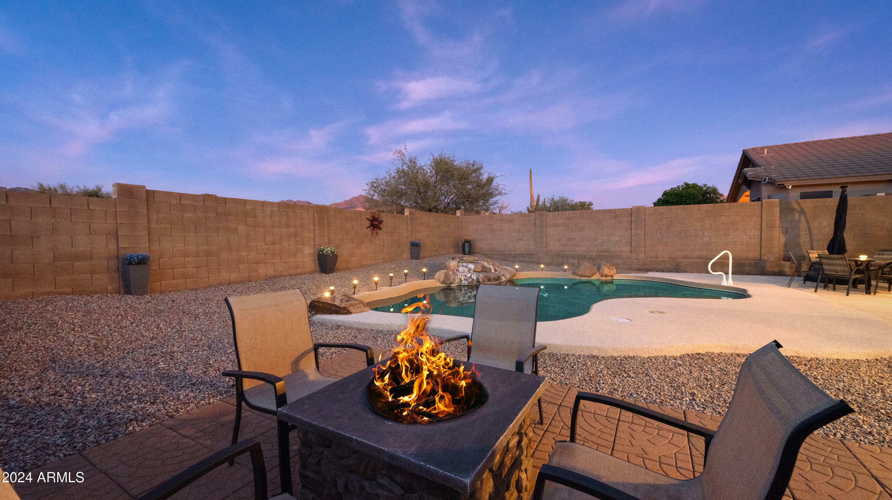 Property Photo: 6547 S Foothills Drive AZ 85118