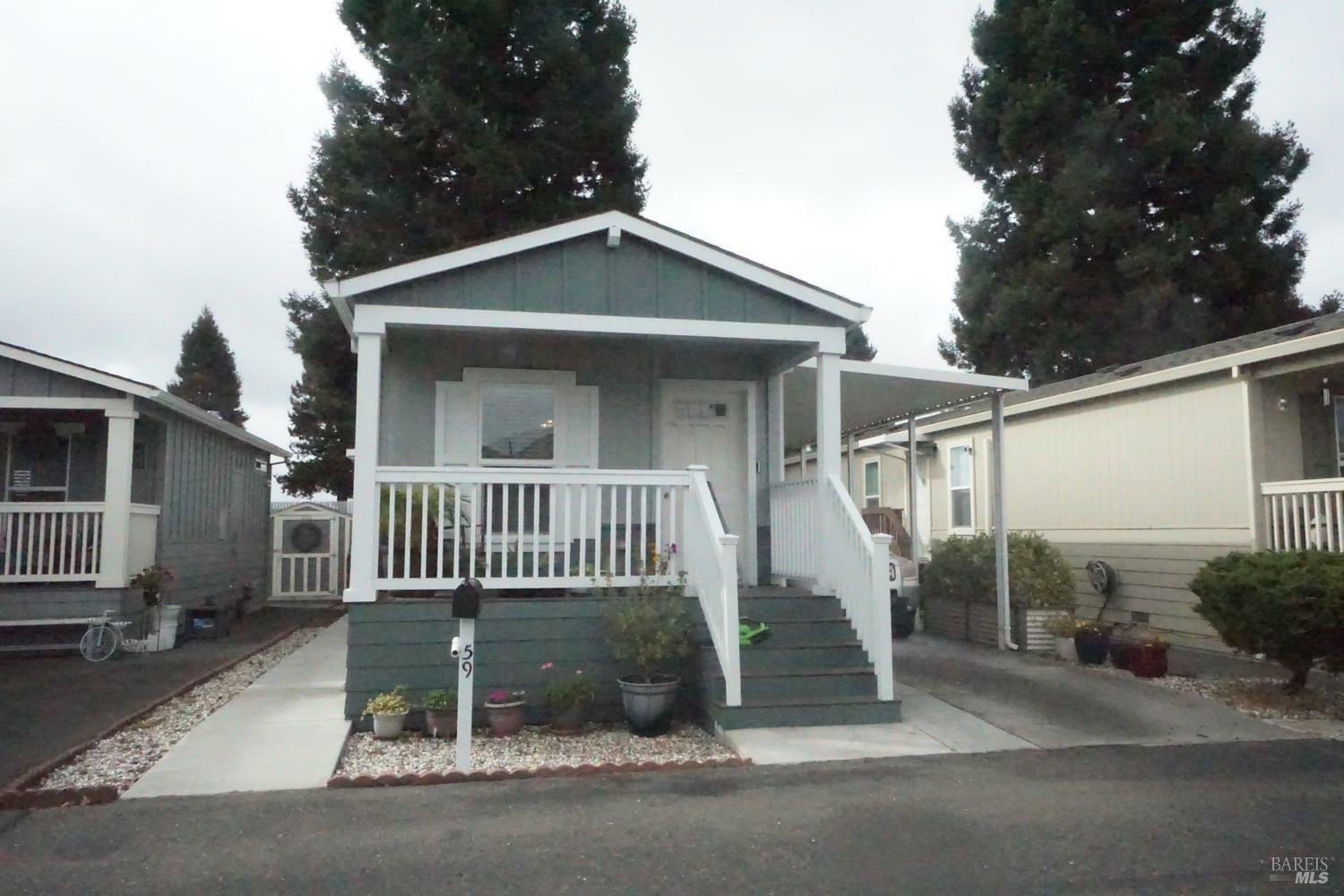 Property Photo:  59 Roundelay Lane  CA 95407 