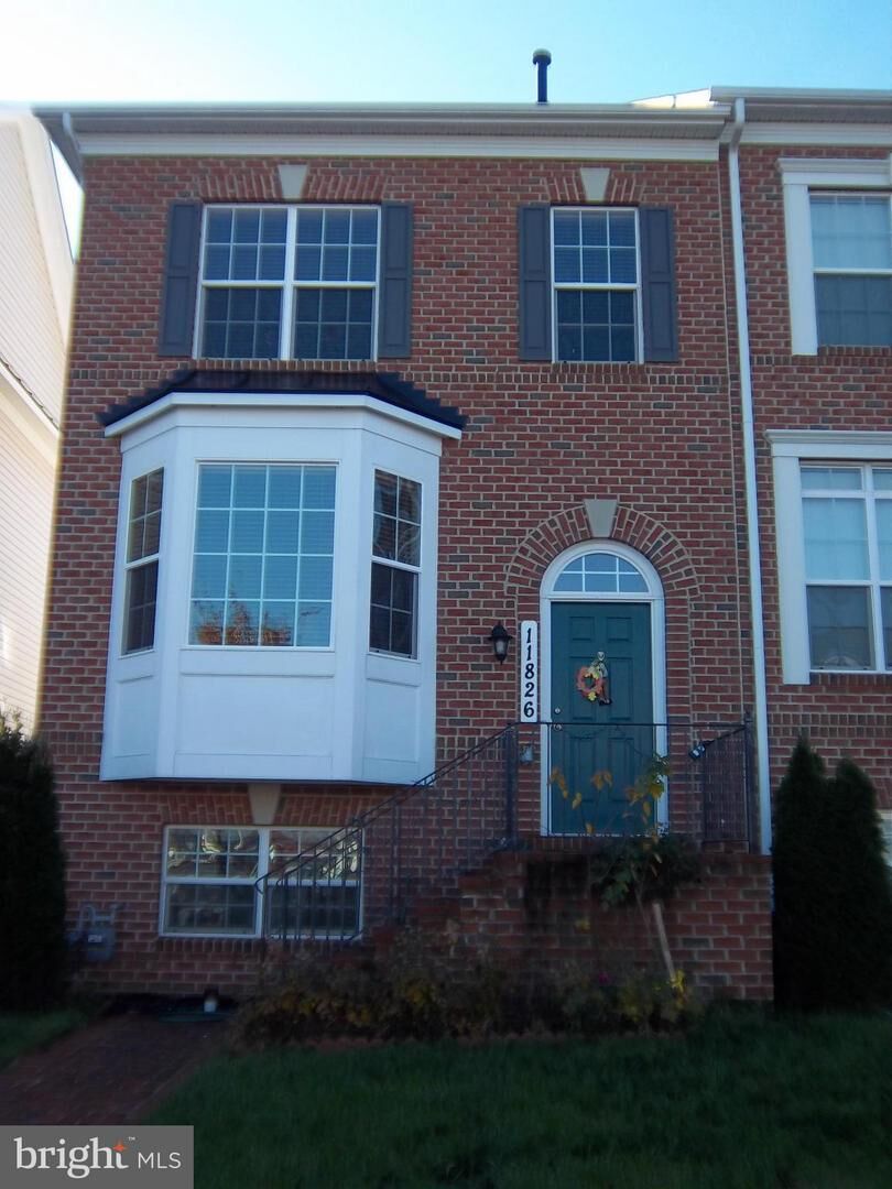 Property Photo: 11826 Skylark Road MD 20871