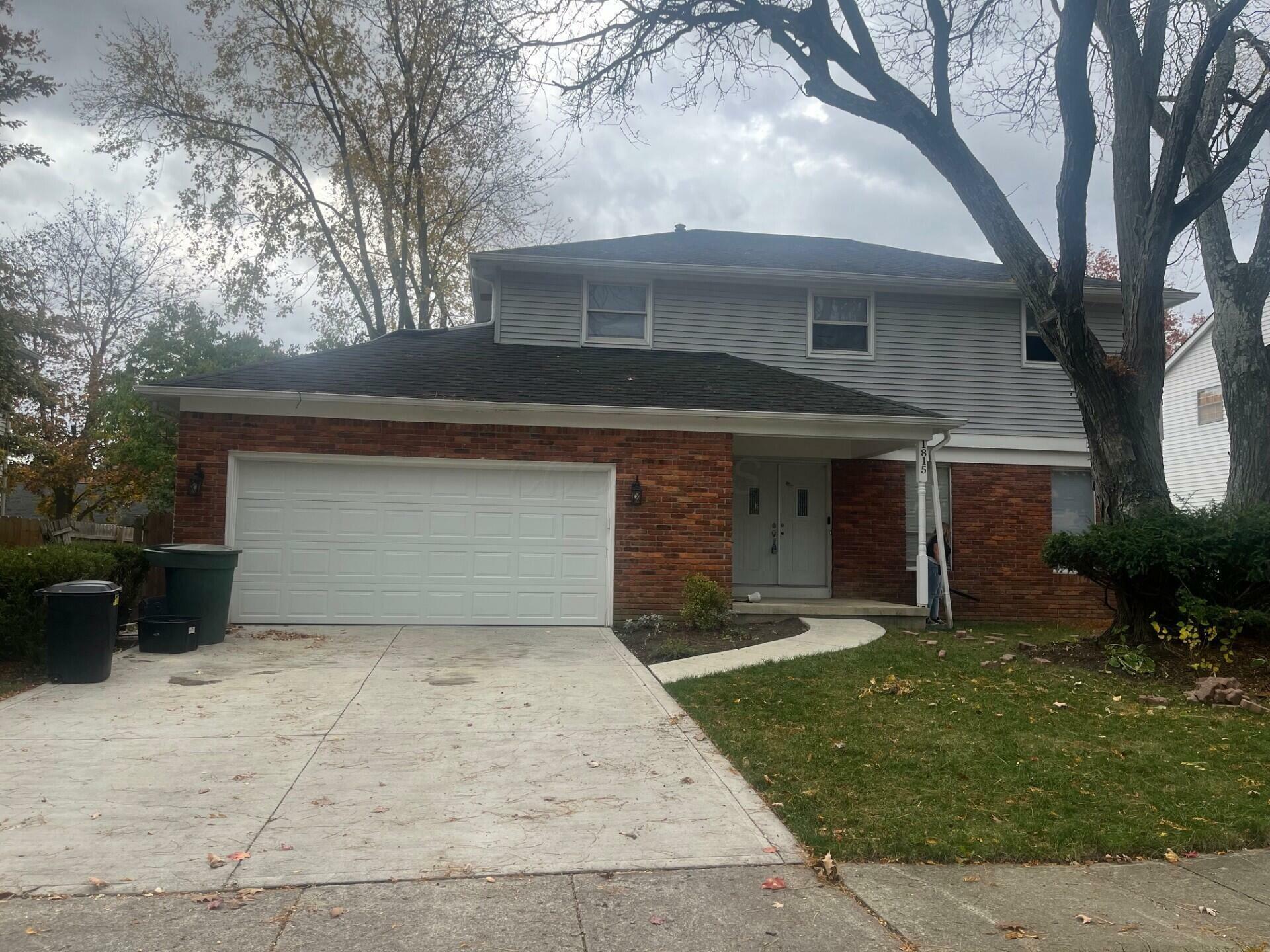 Property Photo:  1815 Hillandale Avenue  OH 43229 