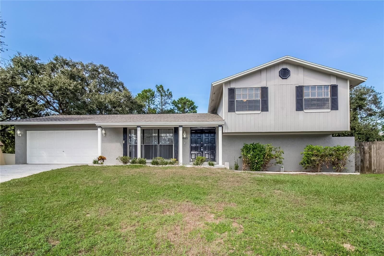 Property Photo:  3611 Casaba Loop  FL 33596 