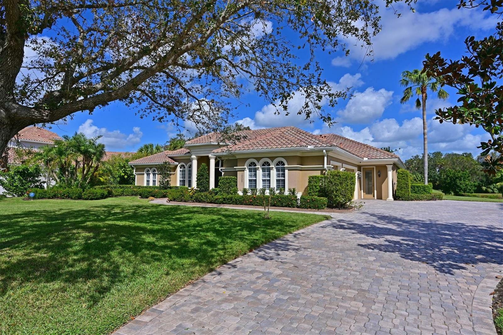 Property Photo: 10209 Discovery Terrace FL 34212