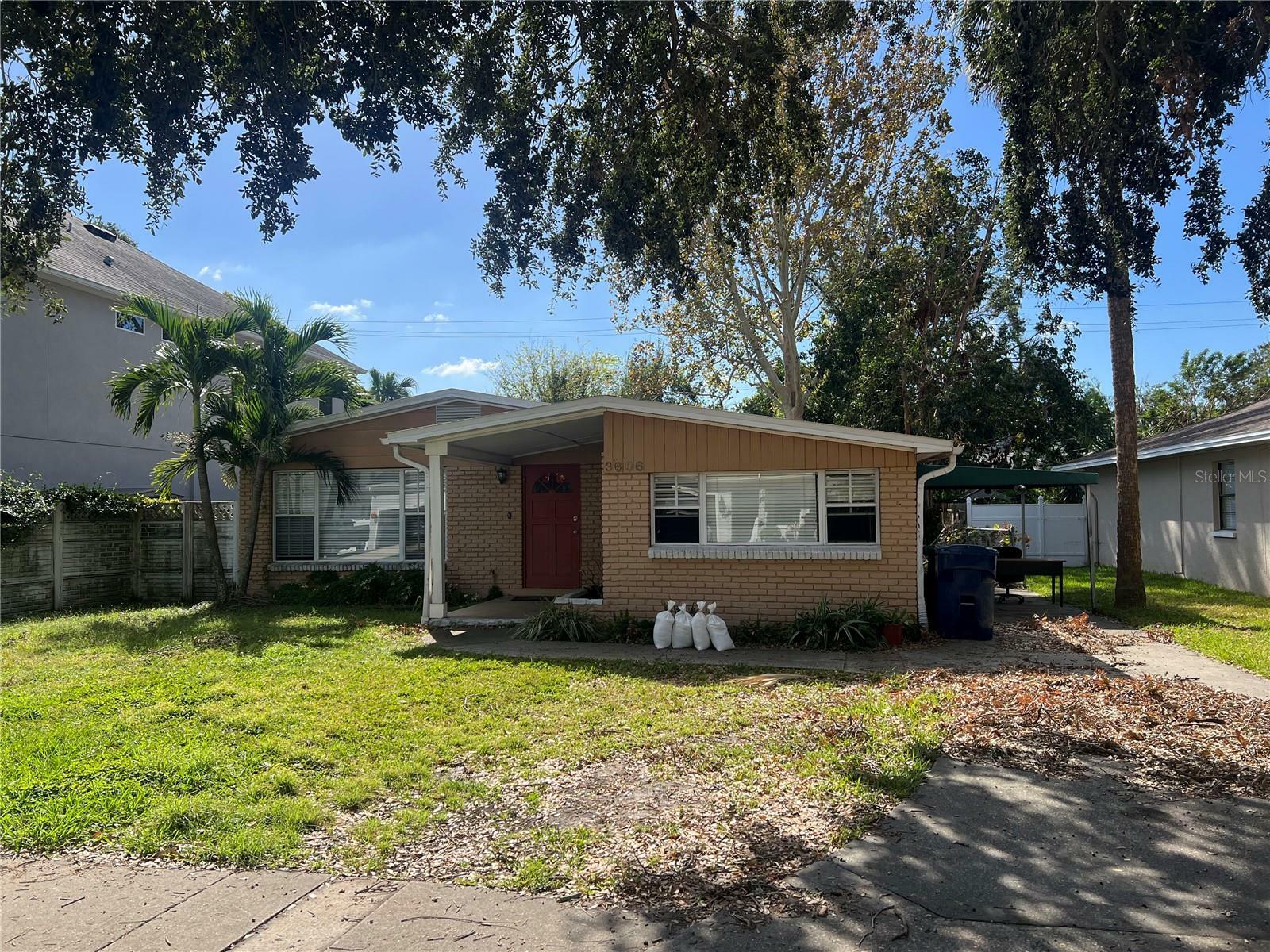 Property Photo:  3606 W Dale Avenue  FL 33609 